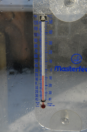 -8 C thermometer by starlord on Flickr