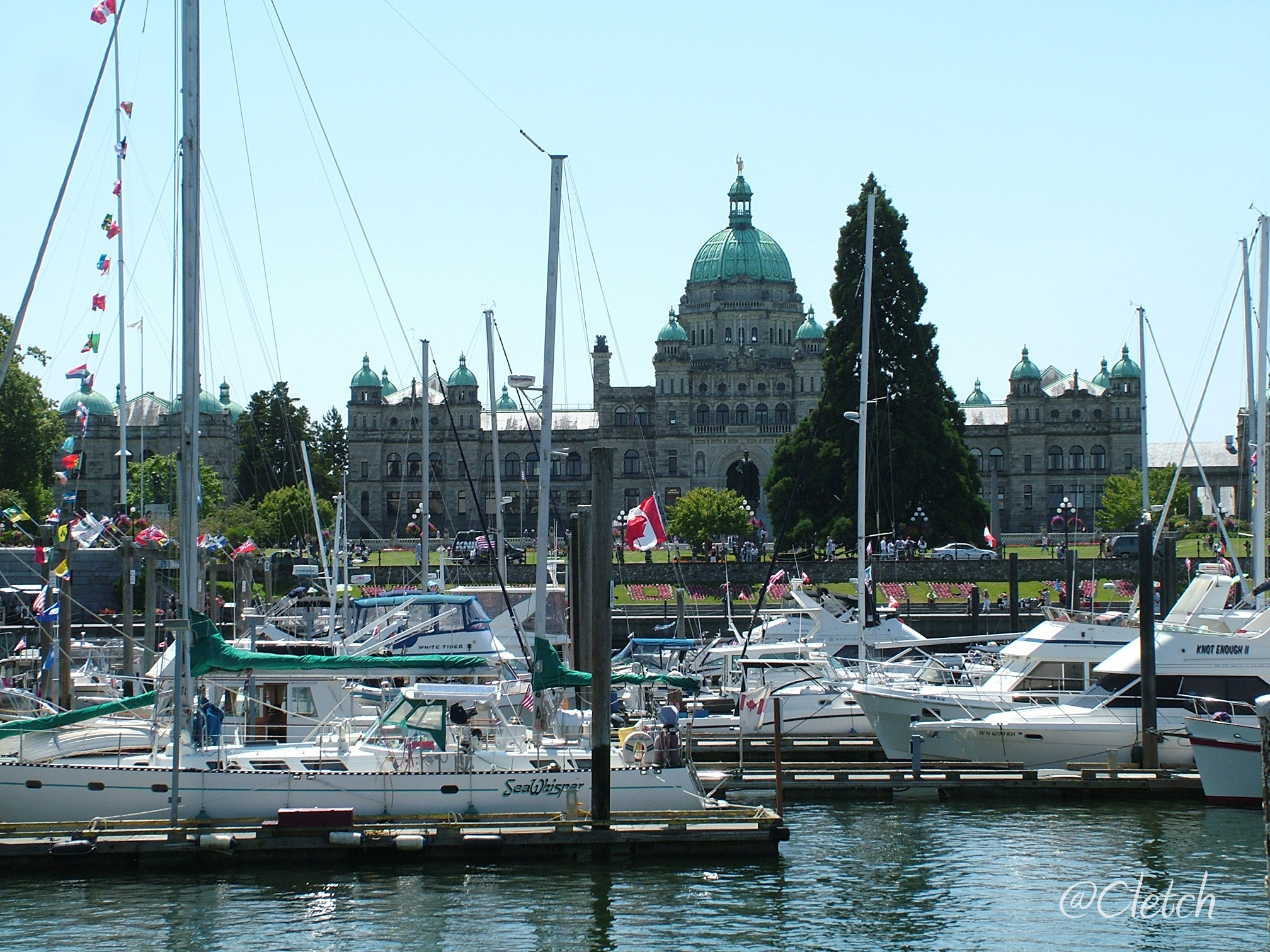 victoria-parliament-harbour